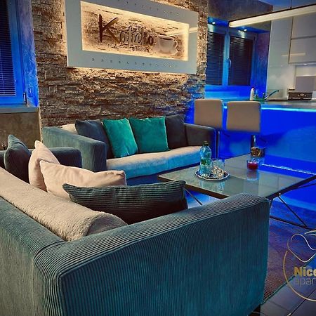 Nice Life - Luxury Apartment In The Old Town. Bratislava Exterior photo