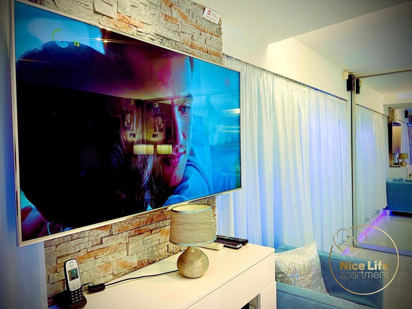 Nice Life - Luxury Apartment In The Old Town. Bratislava Exterior photo
